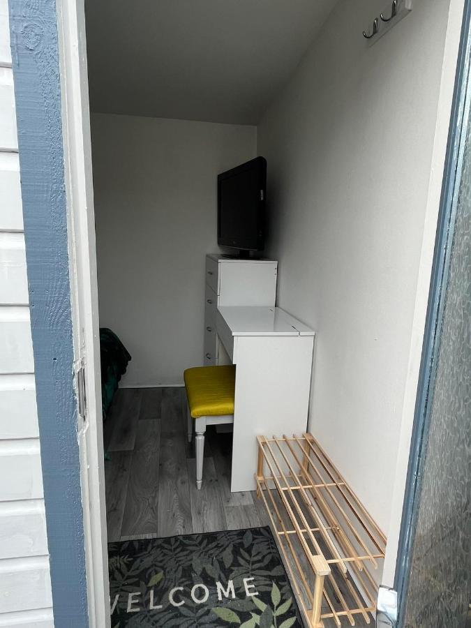 The Chuff Cabin Apartamento St Just Exterior foto